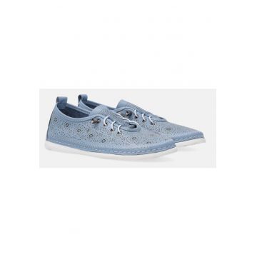 Pantofi sport cu model ajurat