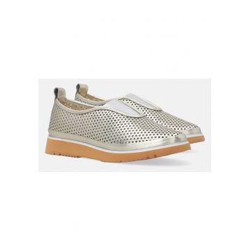 Pantofi sport de piele cu perforatii