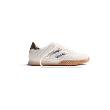 Pantofi sport din piele intoarsa si plasa cu aspect texturat Chacke - Alb murdar