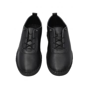 Pantofi sport din piele naturala cu profilul jos.