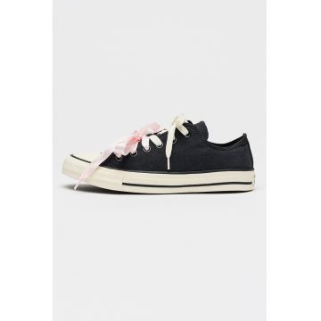 Tenisi unisex din material textil Chuck Taylor All Star - Negru