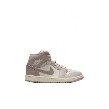 Pantofi sport dama  WMNS AIR JORDAN 1 MID SE V2 - Piele naturala - Crem -