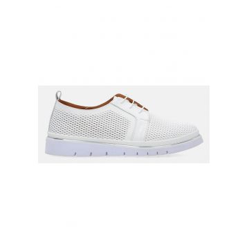 Pantofi sport din piele perforata - Alb