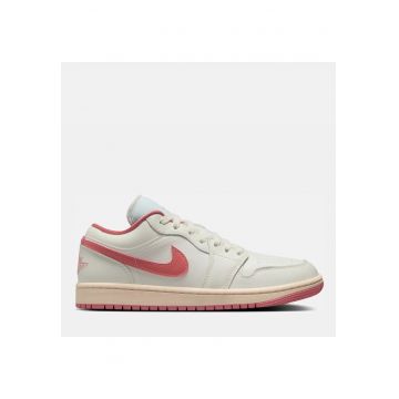 Adidasi Air  1 Low pentru dama - 69875 - Alb/Roz somon