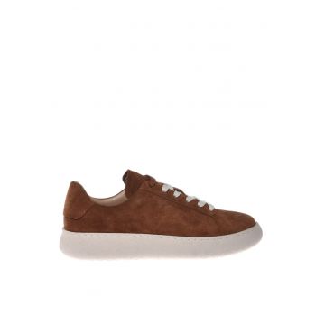 Pantofi sport de piele intoarsa cu siret - Maro