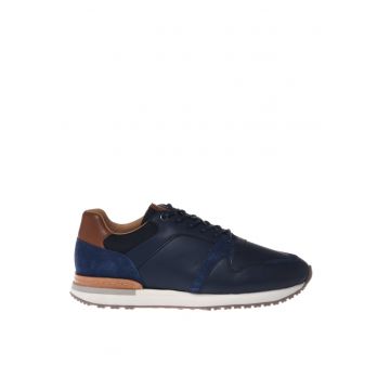 Pantofi sport de piele si piele intoarsa cu perforatii - Albastru inchis