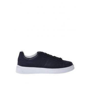 Pantofi sport de piele si piele intoarsa cu perforatii - Bleumarin