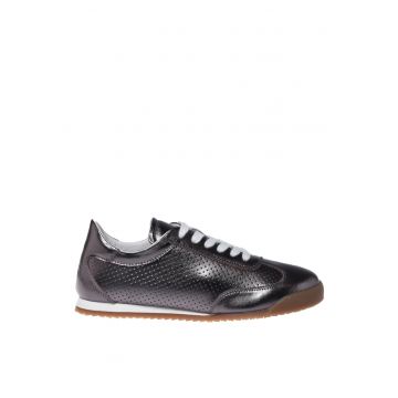 Pantofi sport din piele cu perforatii - Maro inchis