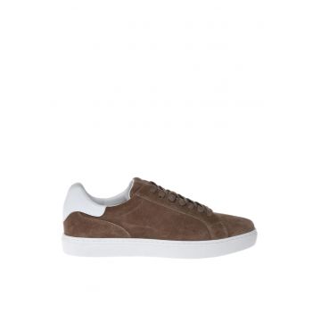 Pantofi sport low-cut cu segmente de piele lacuita - Maro taupe