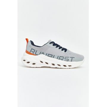 Pantofi sport wedge cu imprimeu text - Gri cenusiu