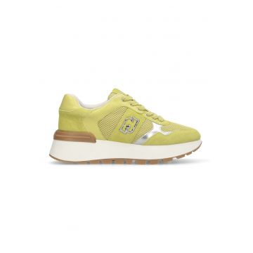 Pantofi sport cu talpa wedge si aplicatie logo - Galben sofran/Argintiu