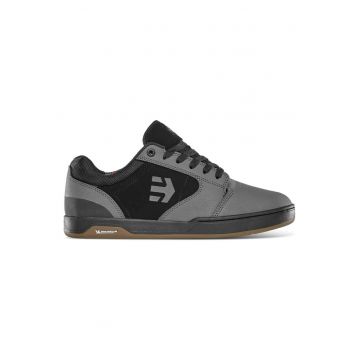 Pantofi sport low-cut cu varf rotund si sireturi