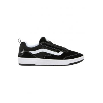 Tenisi cu profil jos din piele intoarsa Skate Zahba