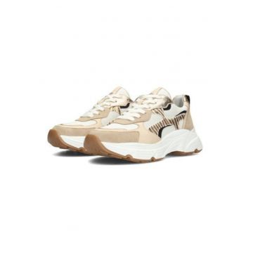 Pantofi sport cu sireturi