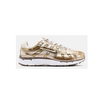Pantofi sport cu insertii metalizate -