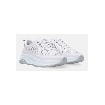 Pantofi sport din piele cu design cu perforatii