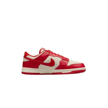 Pantofi sport femei -  Dunk Low SE TRND - rosu -
