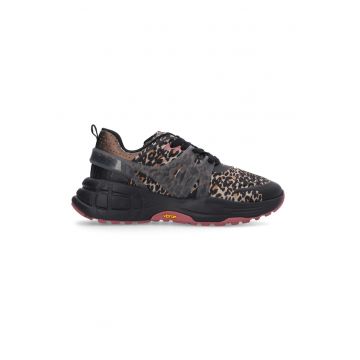 Pantofi sport cu model animal print si detalii peliculizate - Negru/Piersica