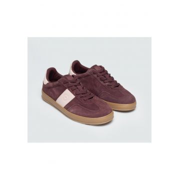 Pantofi sport cu profil jos din piele intoarsa