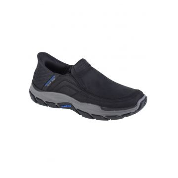 Pantofi cu logo discret Respected Slip-Ins