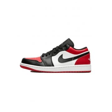 Pantofi sport barbati  Air Jordan 1 Low Bred Toe - rosu - negru - alb - design iconic