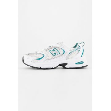 Pantofi sport unisex de plasa 530 - Alb/Verde/Argintiu