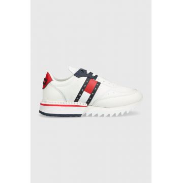 Tommy Jeans sneakers En0en02055 Cleat Low culoarea alb