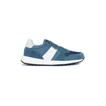 Pantofi sport cu detalii de piele intoarsa