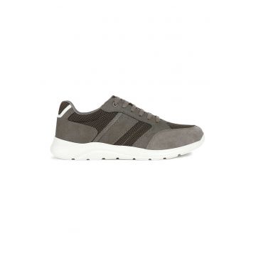 Pantofi sport low-cut cu garnituri de piele intoarsa