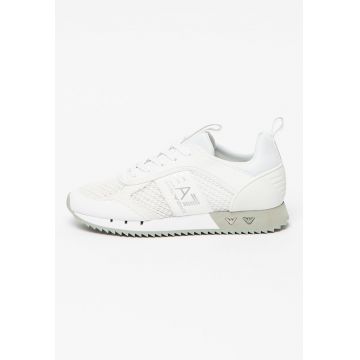 Pantofi sport cu insertii din plasa