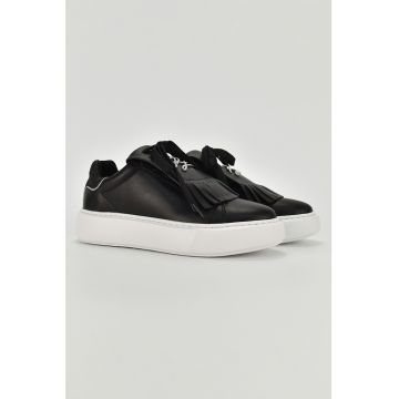 Pantofi sport flatform cu aplicatie logo metalica
