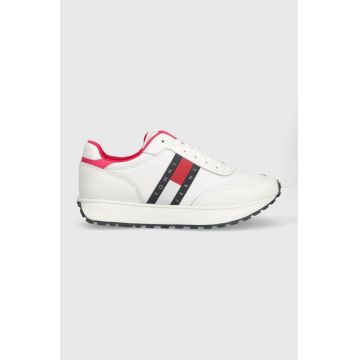 Tommy Jeans sneakers TJW RETRO RUNNER culoarea alb, EN0EN02278