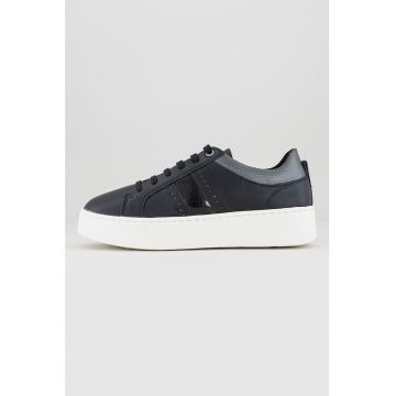 Pantofi sport de piele ecologica cu logo discret