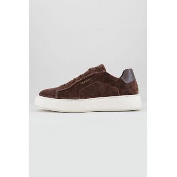 Pantofi sport de piele intoarsa