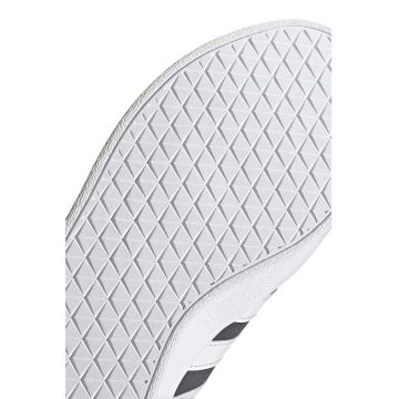 Pantofi sport din piele intoarsa Court 2.0