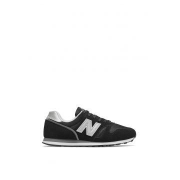 Pantofi sport cu insertii din piele intoarsa 373