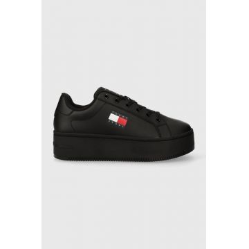 Tommy Jeans sneakers din piele TJW FLATFORM ESS culoarea negru, EN0EN02518