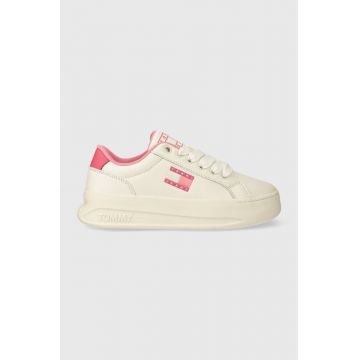 Tommy Jeans sneakers din piele TJW CITY FLATFORM culoarea alb, EN0EN02500