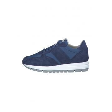 Pantofi sport cu garnituri de piele intoarsa