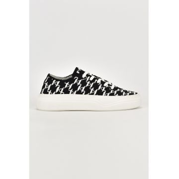 Pantofi sport cu monograma