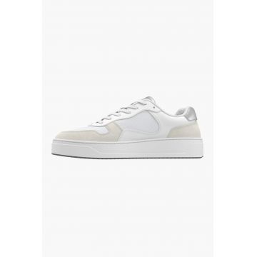 Pantofi sport de piele si piele intoarsa