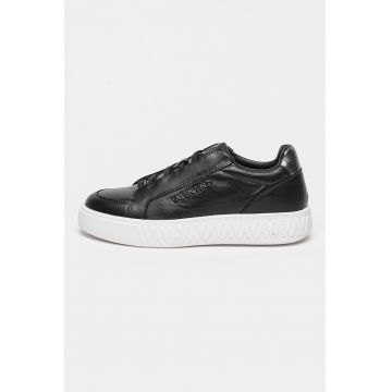 Pantofi sport low-cut din piele