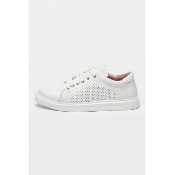 Pantofi sport de piele cu perforatii