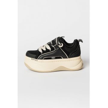 Pantofi sport cu sireturi