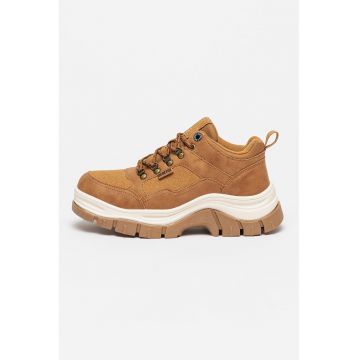 Pantofi sport cu insertii de piele ecologica