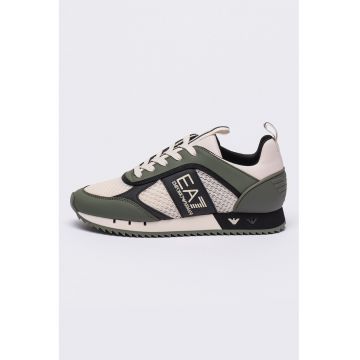 Pantofi sport cu insertii din plasa