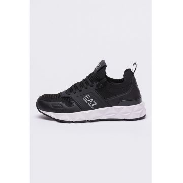 Pantofi sport cu insertii textile