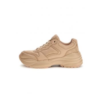Pantofi sport cu sireturi