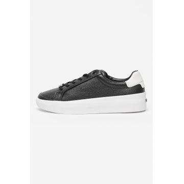 Pantofi sport de piele cu aspect texturat
