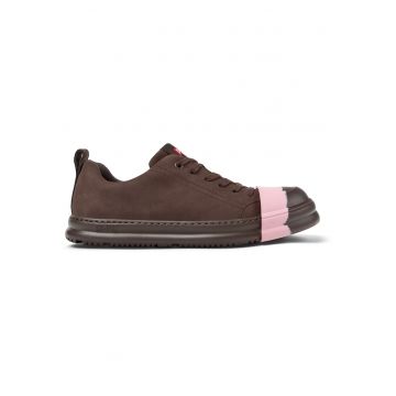 Pantofi sport de piele cu sireturi Pantofi sport de piele cu sireturi